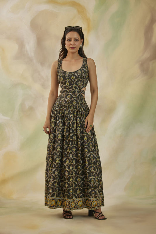 Regal Sleeveless Maxi