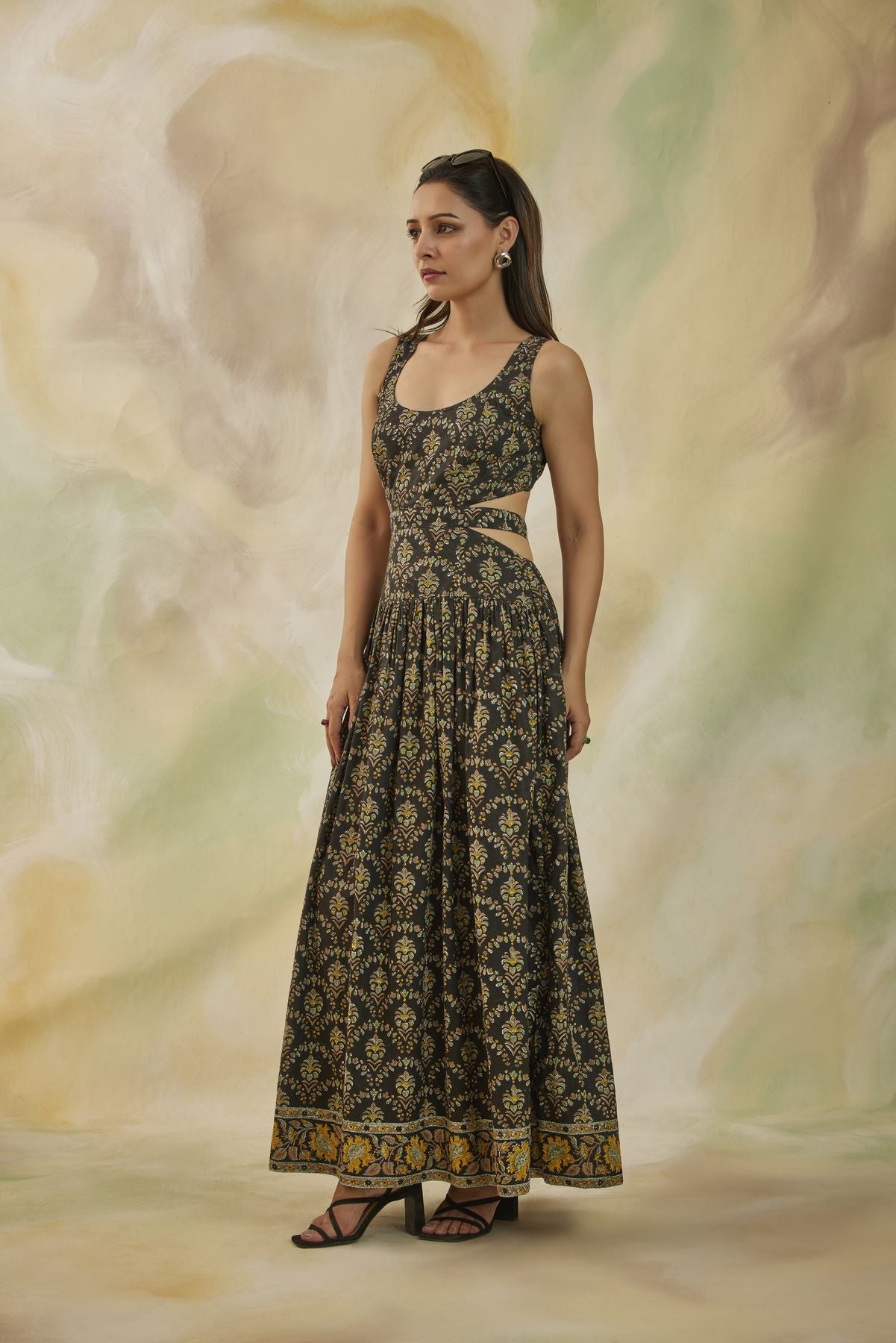 Regal Sleeveless Maxi